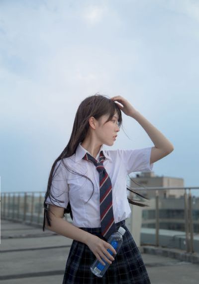 三叶草www在线观看高清