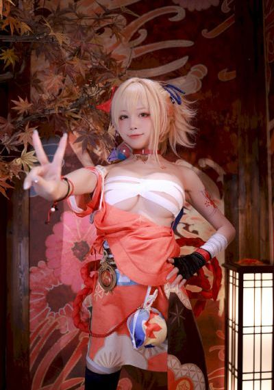 二级黄色