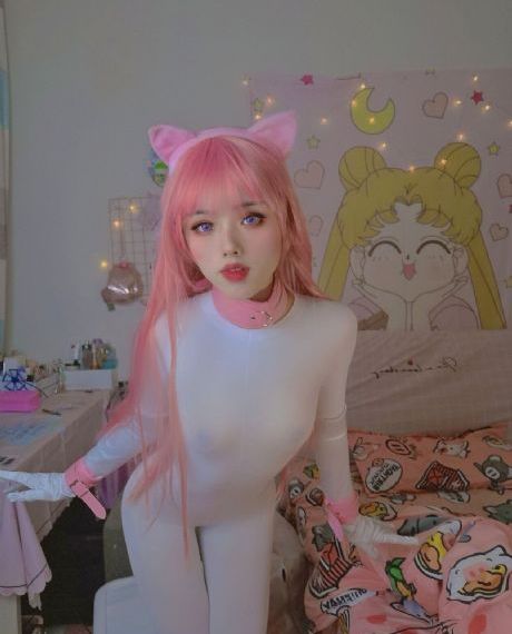 天天摸夜夜添狠狠添婷婷