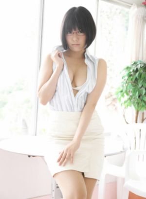 年轻妈妈四